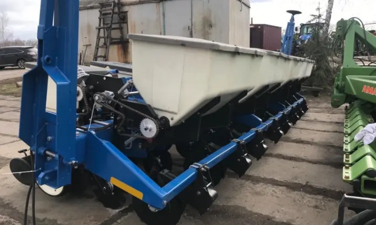 Сівалка пропашна Kinze 3000 - фото № 3