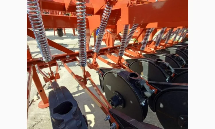 Міні сівалка СЗД-2700V (навісна) - фото № 9