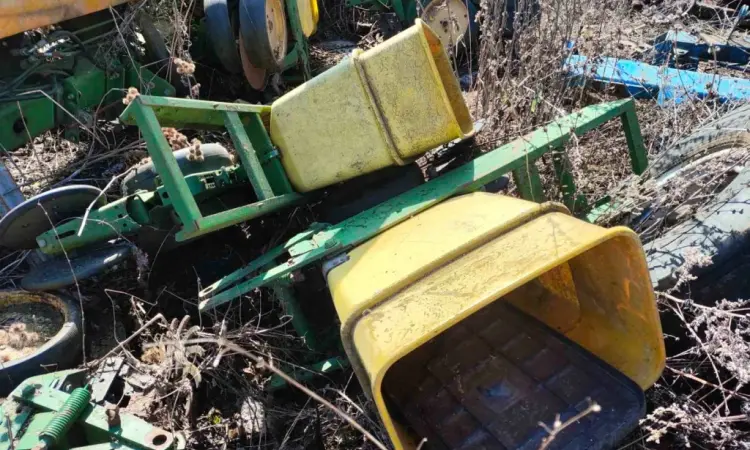 Сівалка John Deere 7000 (продаж секцій попарно). ЗАПЧАСТИНИ - фото № 8