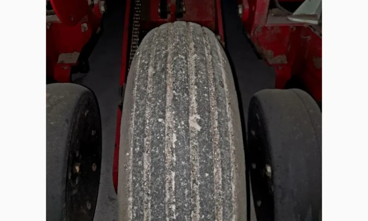 Сеялка пропашная 8-ми рядная CHALLENGER 8108 - фото № 5