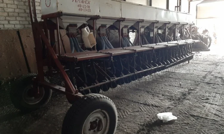 Сівалка зернова Клен 6 - фото № 2