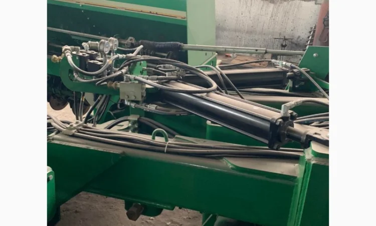 Сеялка зерновая Great Plains 3S-3000F - фото № 4