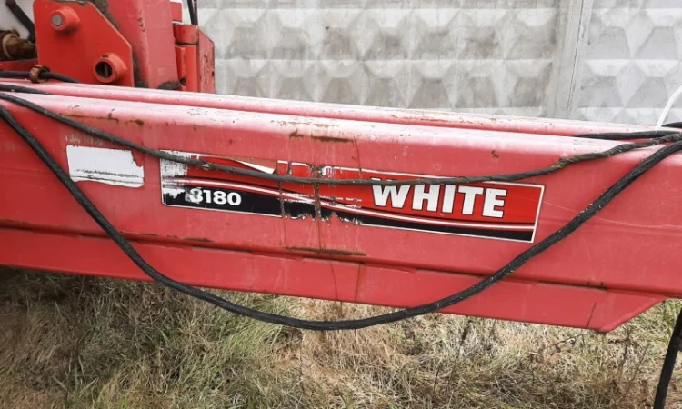 Сеялка пропашная 16-ти рядная WHITE 8180 Massey Ferguson 555 - фото № 3