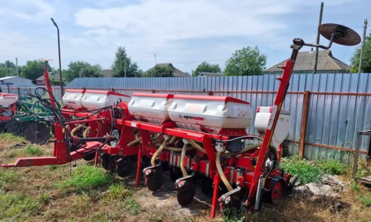 Пневматична просапна сівалка Planter D8 Agromaster дискова - фото № 1