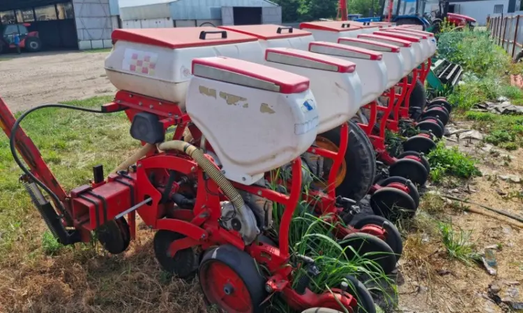 Пневматична просапна сівалка Planter D8 Agromaster дискова - фото № 4
