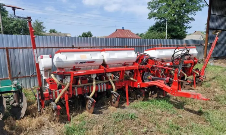 Пневматична просапна сівалка Planter D8 Agromaster дискова - фото № 5