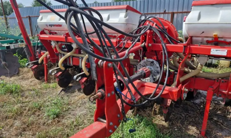 Пневматична просапна сівалка Planter D8 Agromaster дискова - фото № 6