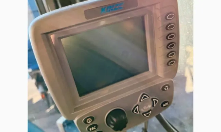 Сеялка точного высева Kinze 3005 (3000) - фото № 7