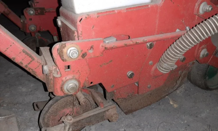 Сеялка пропашная Kverneland Optima 8-рядная - фото № 9