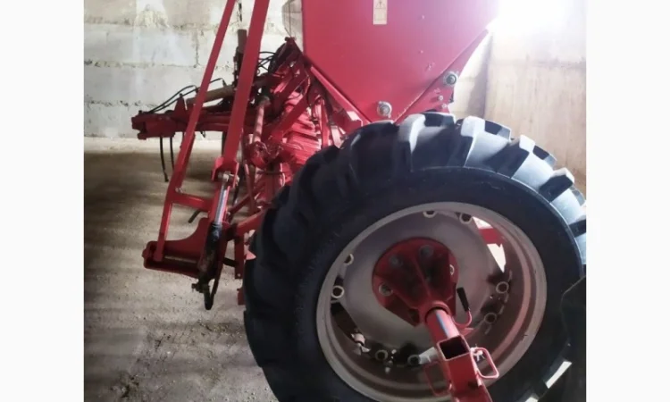 Сівалка зернова СЗ 5.4 Astra Nova Червона зірка 2015 рік - фото № 2