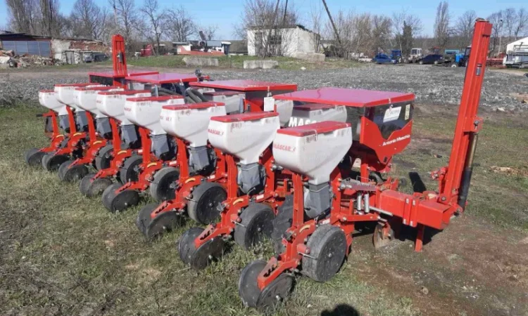 Пропашна сівалка Mascar Maxi - 5 F 8 - фото № 1
