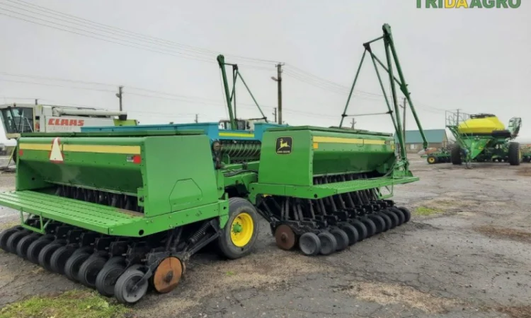 Сеялка john deere 455 (2000) - фото № 4