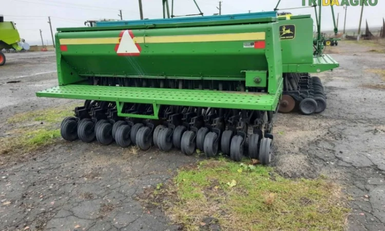 Сеялка john deere 455 (2000) - фото № 5