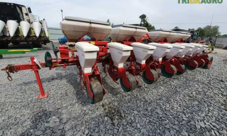 Сеялка kvernelаnd optima 8 (2012) - фото № 1