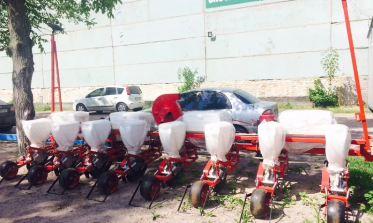 Cеялка СУПН в Кировограде, устройство сеялки точного высева - фото № 1