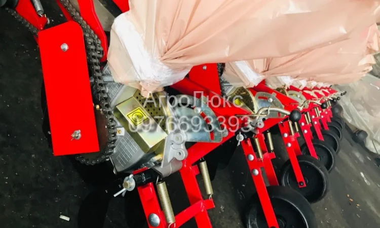 СЕЯЛКА на подсолнух УПС-8, на кукурузу Су-8м(гибрид)точного высева СУПН - фото № 2