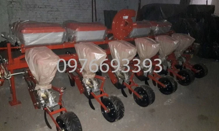 Сеялка точного высева Су-8 гибрид с высевающим УПС СУПН СУ - фото № 1