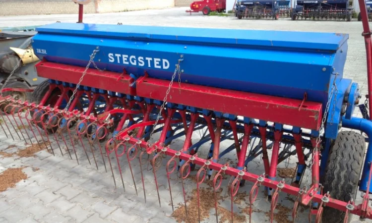 Сеялки сеялки польские разных размеров прицепні сеялки - фото № 4