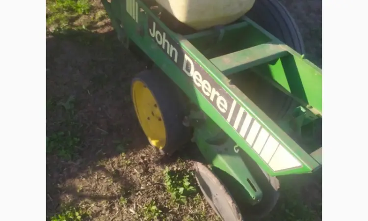 Сівалка просапна механічна John Deere 7000, 8-ряд, (Б/У) - фото № 5