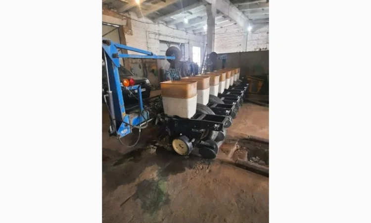 Сеялка Kinze 2000 (2003) - фото № 2