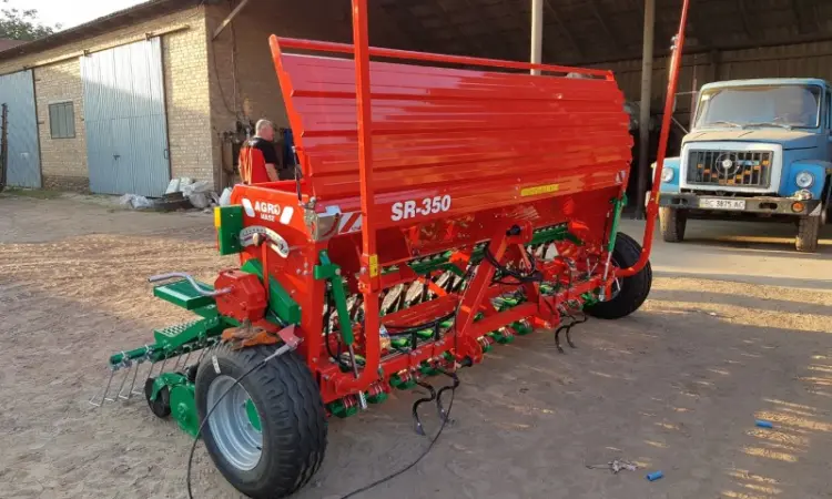 Сівалка зернова 3.5 м. Agro-Masz SR350 (Дводисковий сошник) не Amazone D9 - фото № 3