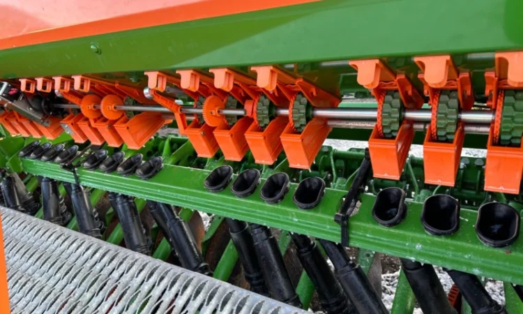 Amazone D9 4000 SUPER 2018 року в максемальній комплектації збільшений бункер, гідра - фото № 8