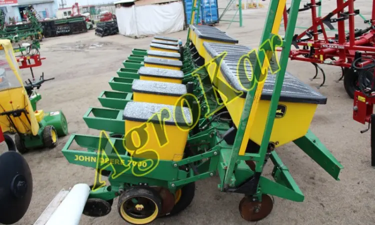 Продам сеялку John Deere 7000 8 рядов - фото № 6