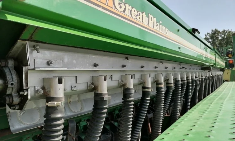 Great Plains CPH2000 6 метрів з добривами - фото № 6