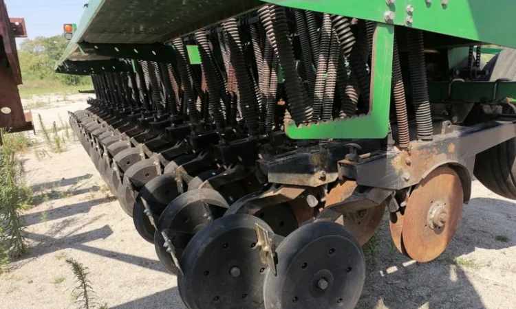 Great Plains CPH2000 6 метрів з добривами - фото № 7