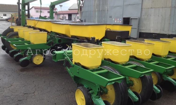 Сеялка пропашная John Deere 7000 (16-рядная, 70 см, удобрения) - фото № 7