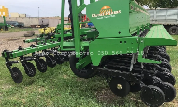 Сеялка зерновая Great Plains 2000 (6 м, удобрения) - фото № 2
