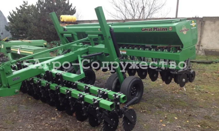 Сеялка зерновая Great Plains 2000 (6 м, удобрения) - фото № 3