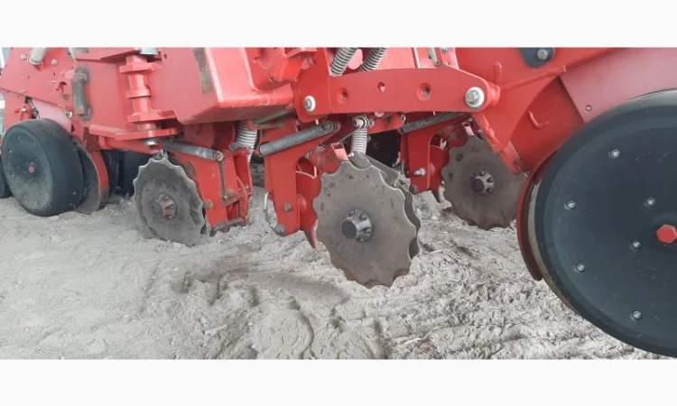 Сівалка пропашна 8-рядкова Kverneland Optima HD e-drive - фото № 2