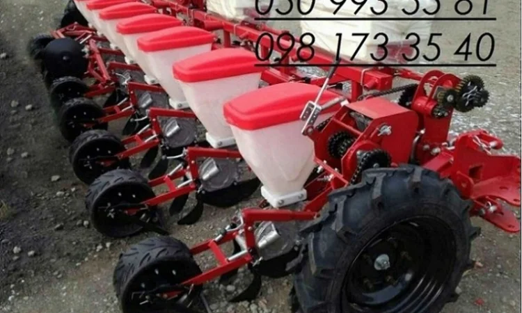 Сеялка УПС-8 (транспортное устройство, компьютер) - фото № 1