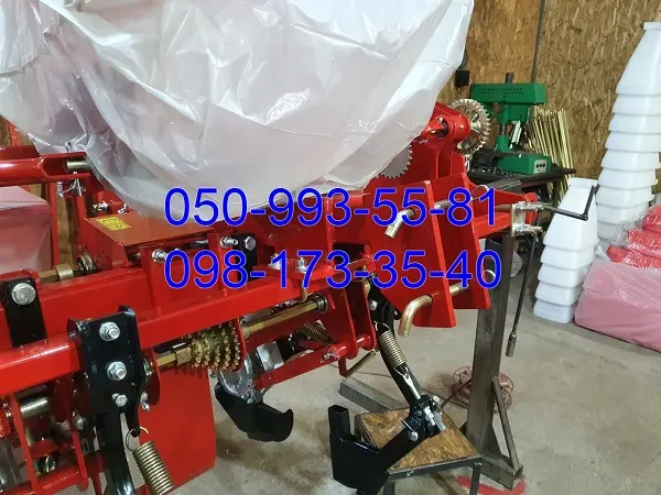 УПС-8-03 (М)/УПС-8-02 пропашные сеялки точного высева (межсекционное расположение колес) - фото № 2