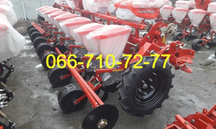 Пневматическая сеялка УПС-8-03М межсекционное расположение колес. Сеялка УПС - фото № 1