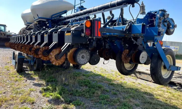 Сівалка точного висіву Kinze 3600 Interplant 16+15 - фото № 1