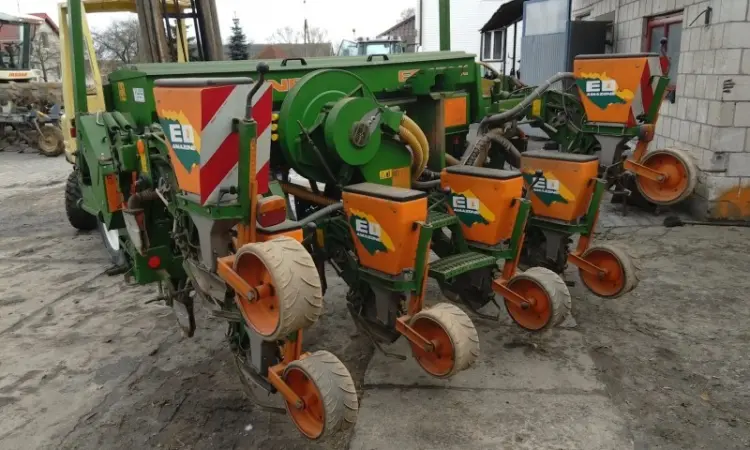 Сівалка пневматична для кукурудзи Amazone ED 451-K / Сеялка Амазоне - фото № 6
