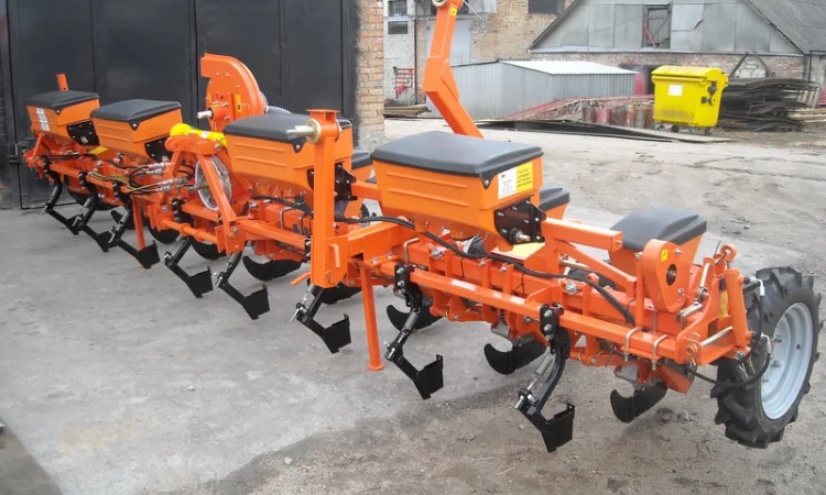 Универсальная пневматическая сеялка УПС-6 (Весна-6) - фото № 2