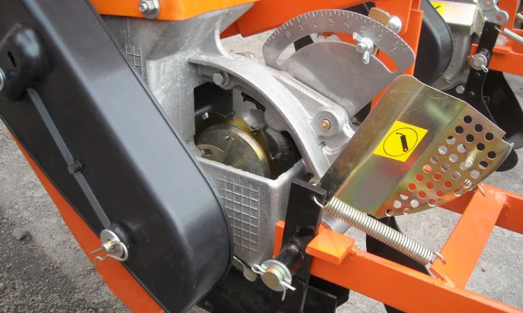 Универсальная пневматическая сеялка УПС-6 (Весна-6) - фото № 3