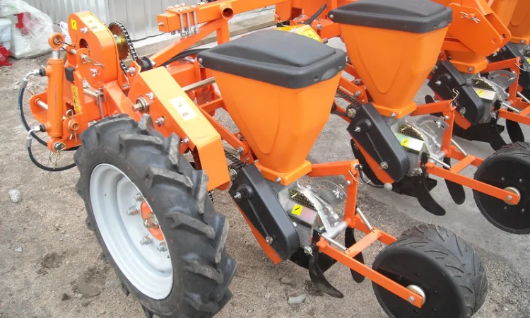 Универсальная пневматическая сеялка УПС-6 (Весна-6) - фото № 6