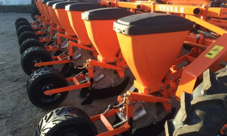 Сівалка універсальна пневматична точного висіву Весна-8 - фото № 4