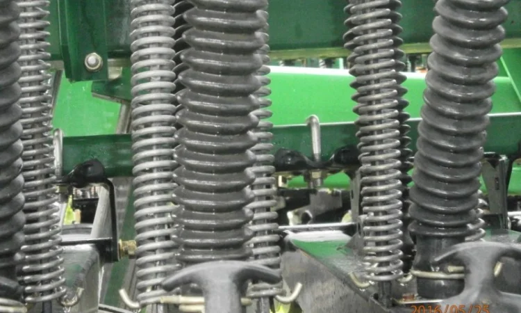 Сеялка Great Plains - фото № 3