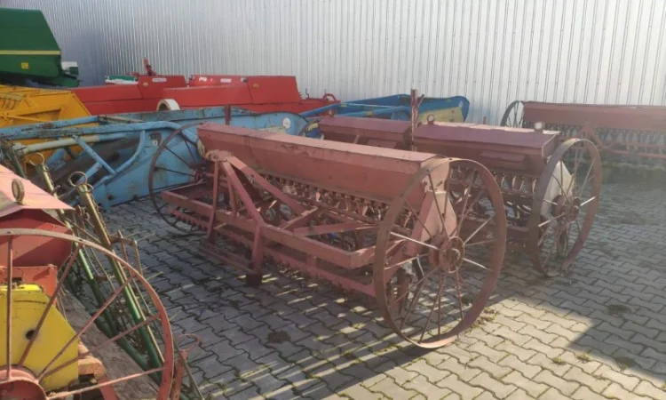 Сівалка сіялка 13 15 17 23 25 27 лійок Польща - фото № 9