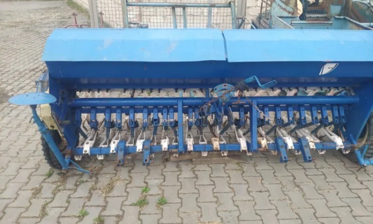 Сівалка сіялка 13 15 17 23 25 27 лійок Польща - фото № 19