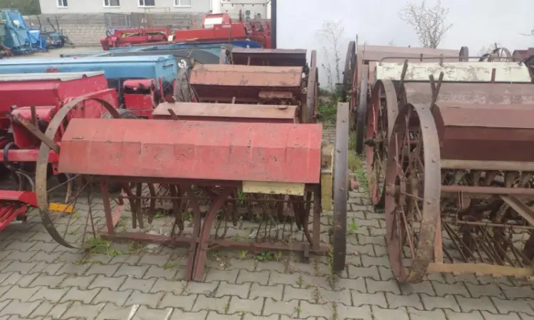 Сівалка сіялка анкерна 13 15 17 23 25 27 лійок Польща - фото № 11