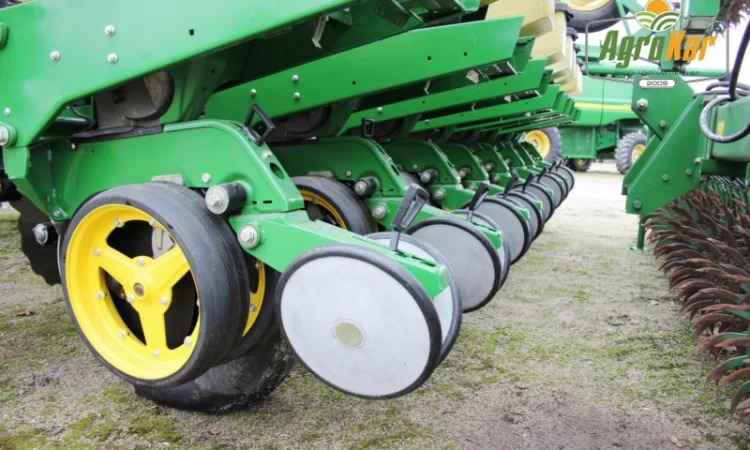 Просапна сівалка John Deere 7200 (8 рядів) - фото № 9