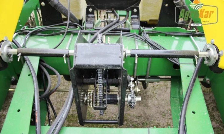 Просапна сівалка John Deere 7200 (8 рядів) - фото № 16