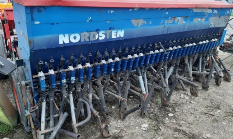 Механічна зернова сівалка 3 м на 33 рядів б/у Nordsten - фото № 2