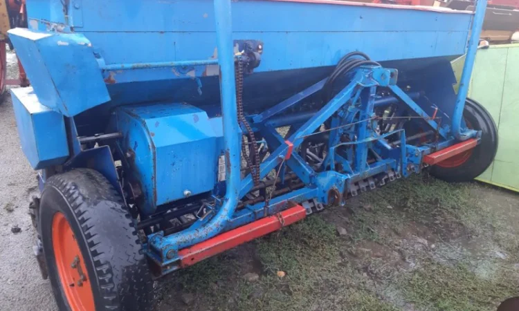 Механічна зернова сівалка 3 м на 33 рядів б/у Nordsten - фото № 19